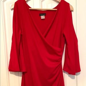 Red dress, cold shoulder 3/4 sleeves